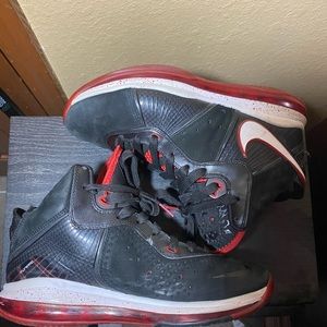 Nike Lebron 8’s